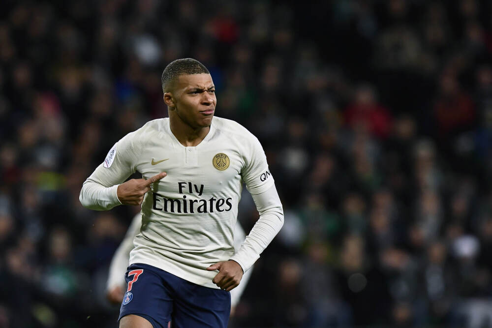 跟队: 国米希望与恰尔汗奥卢续约两年, 年薪不太可能上涨